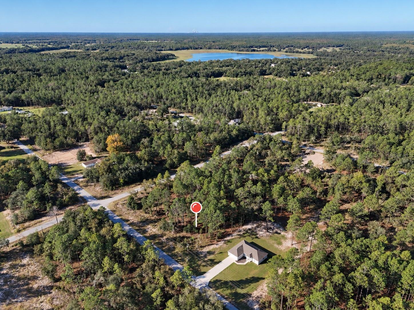 RAINBOW LAKES ESTATE - Land