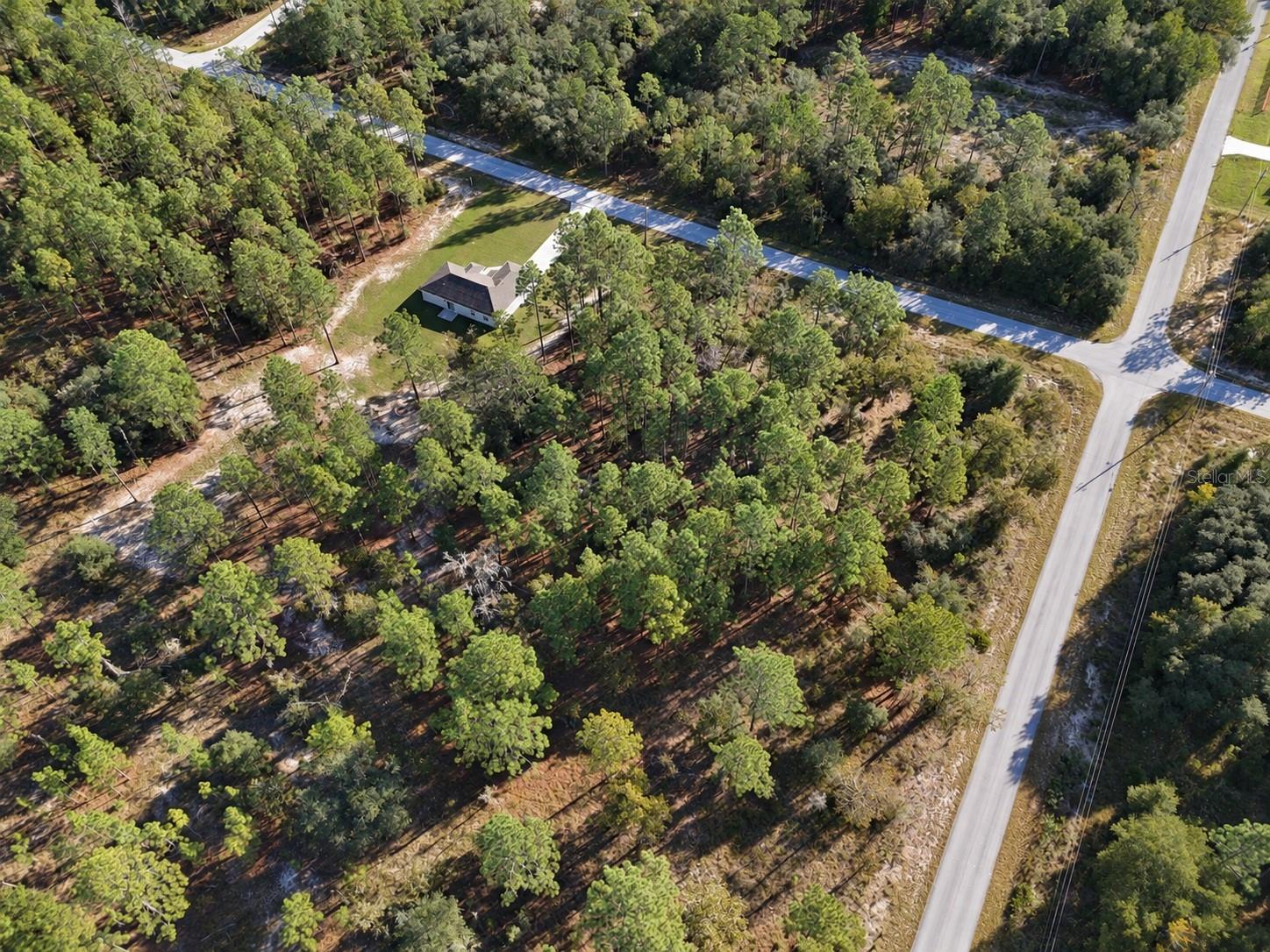 RAINBOW LAKES ESTATE - Land