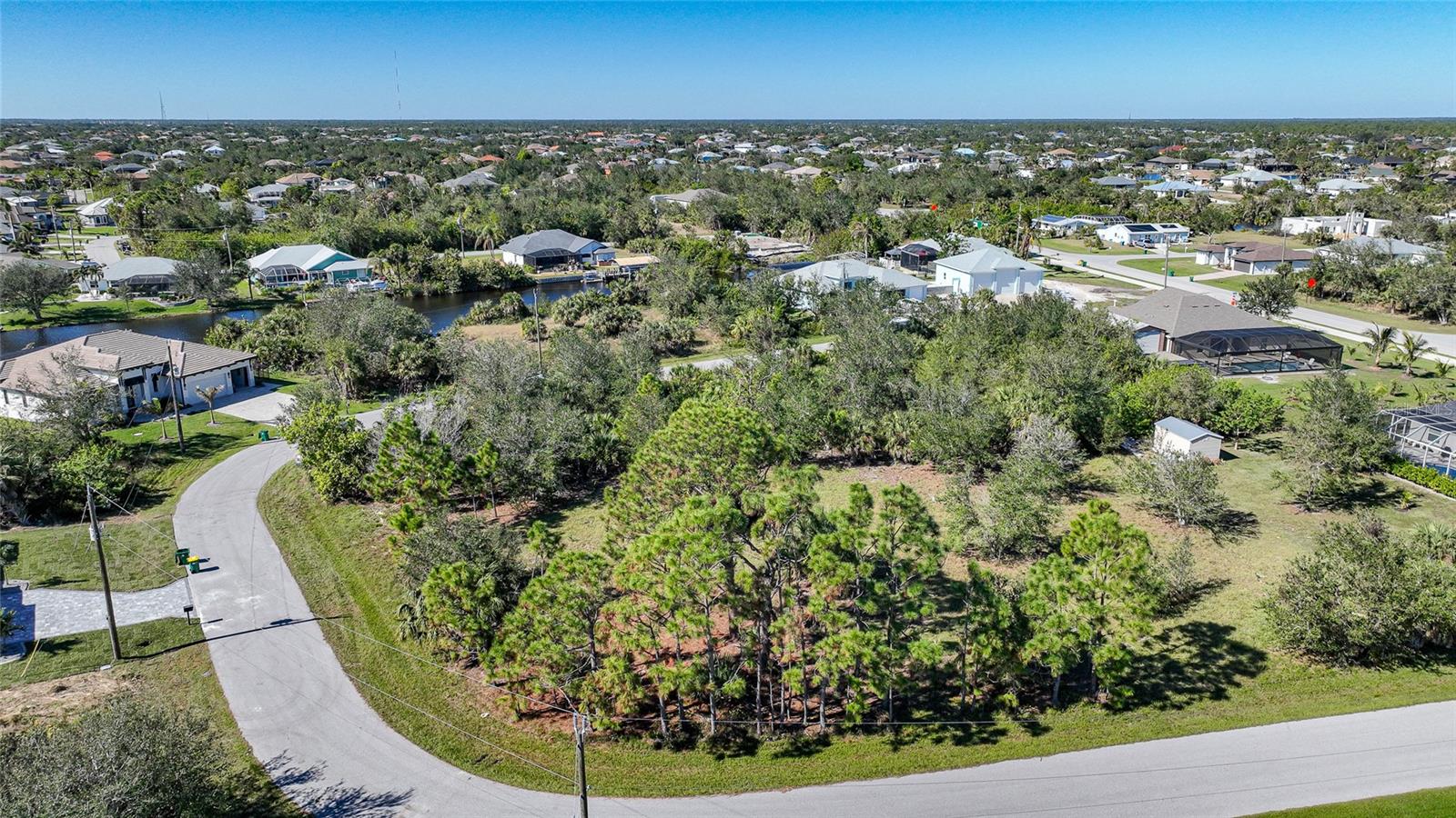 PORT CHARLOTTE SEC 081 - Land