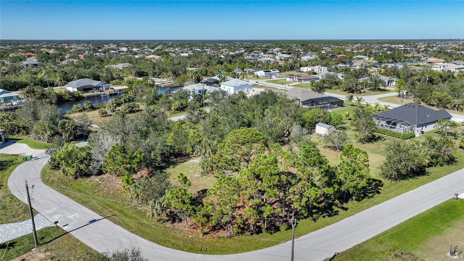 PORT CHARLOTTE SEC 081 - Land