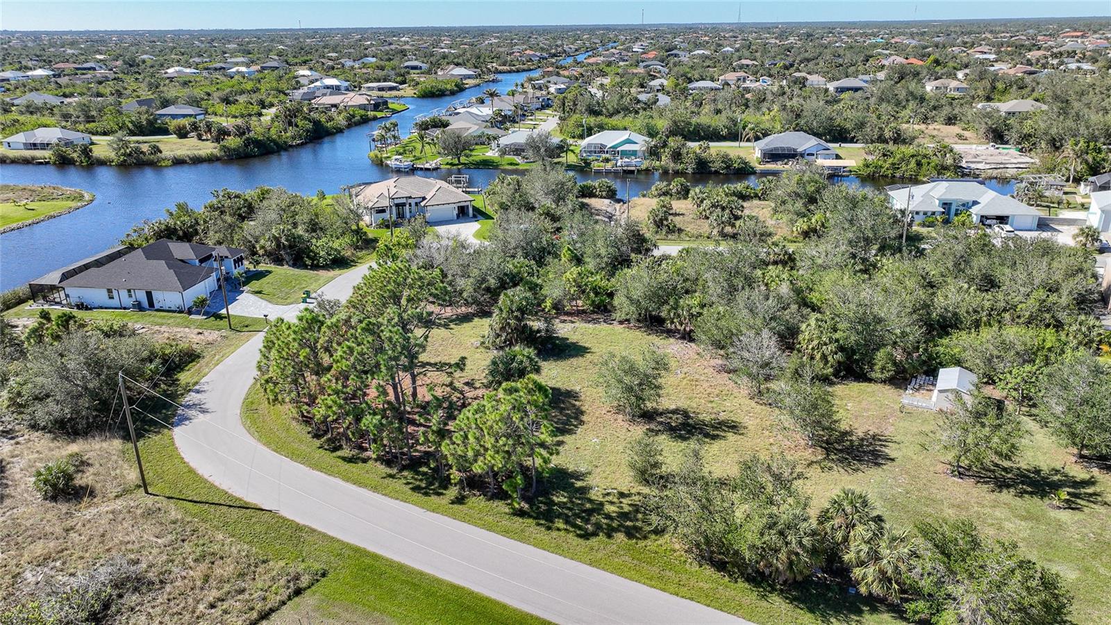 PORT CHARLOTTE SEC 081 - Land
