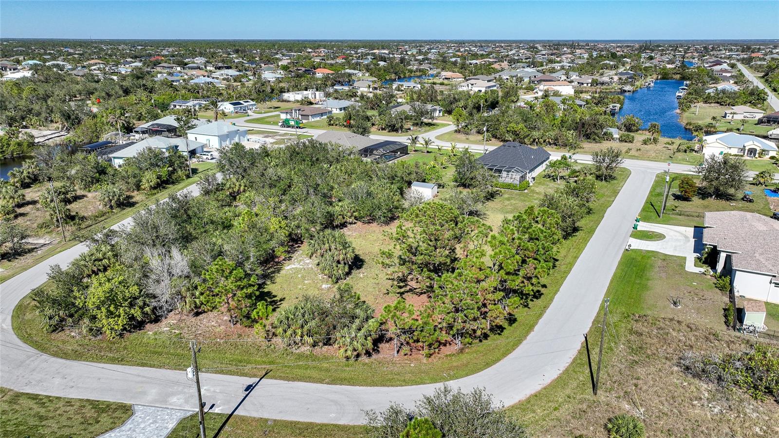 PORT CHARLOTTE SEC 081 - Land