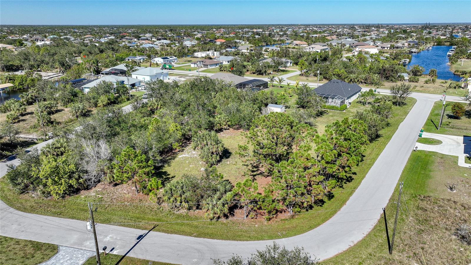 PORT CHARLOTTE SEC 081 - Land