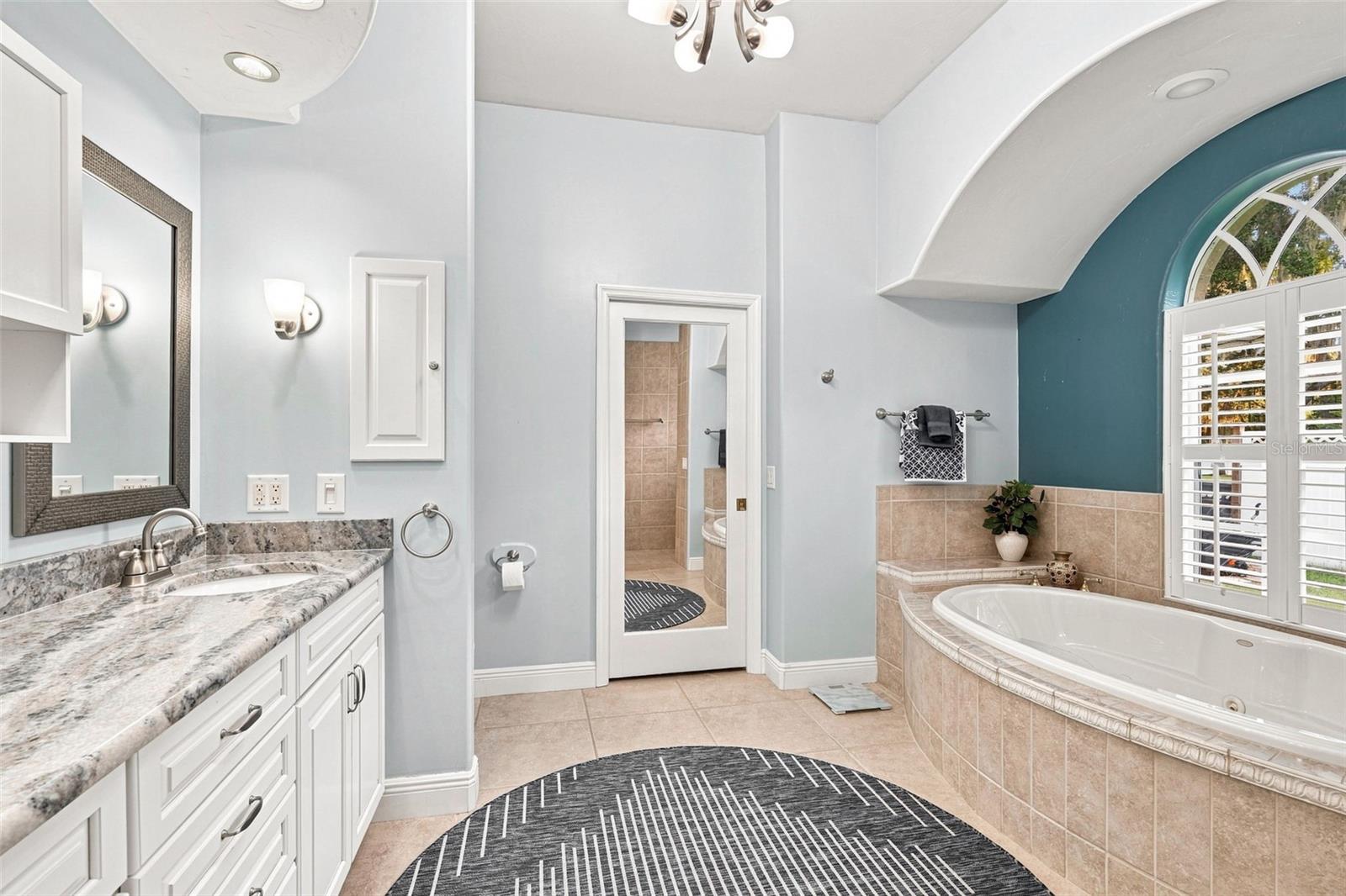 RIVER OAKS SUB - Residential