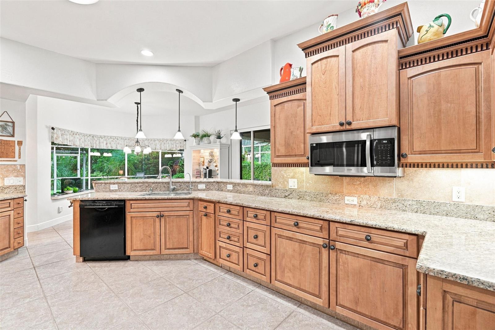 RIVER OAKS SUB - Residential