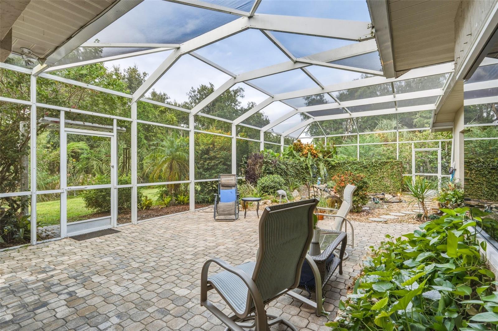 RIVER OAKS SUB - Residential
