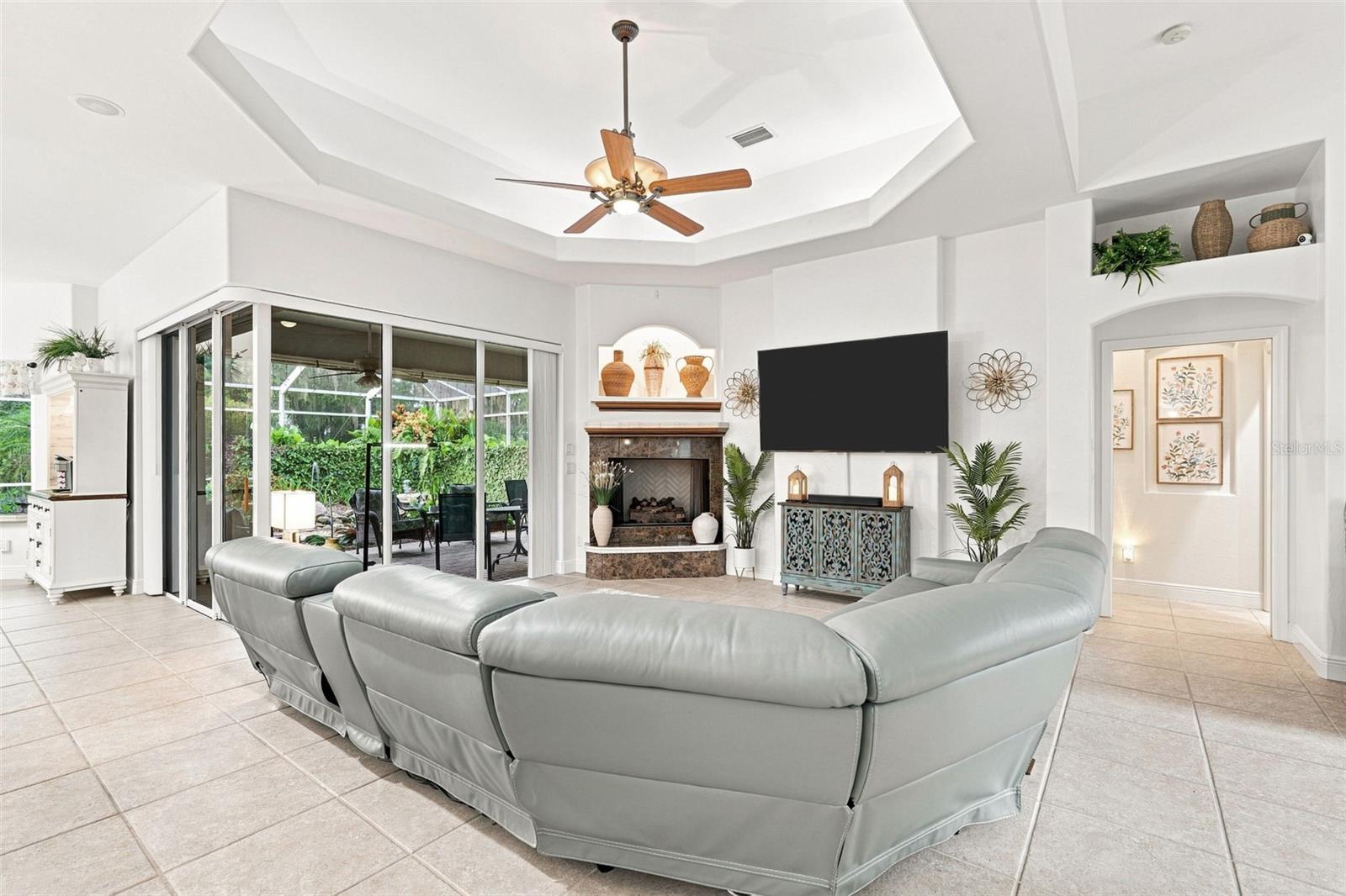 RIVER OAKS SUB - Residential