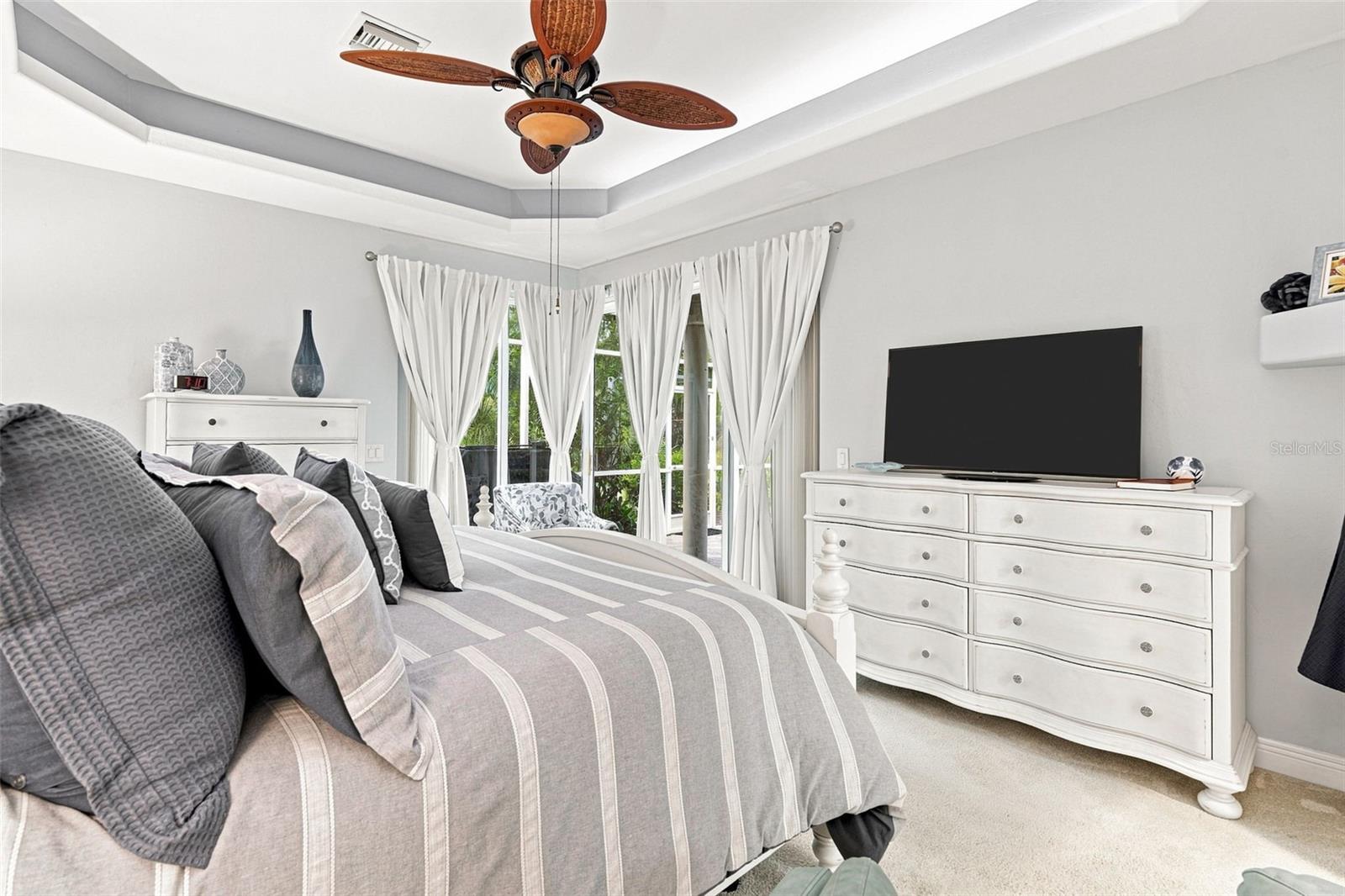RIVER OAKS SUB - Residential