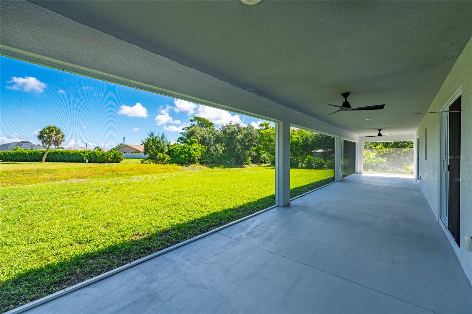 ROTONDA WEST PEBBLE BEACH - Residential