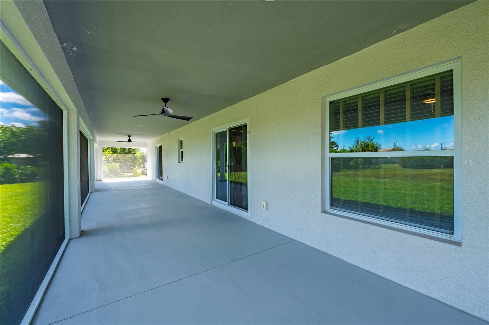 ROTONDA WEST PEBBLE BEACH - Residential