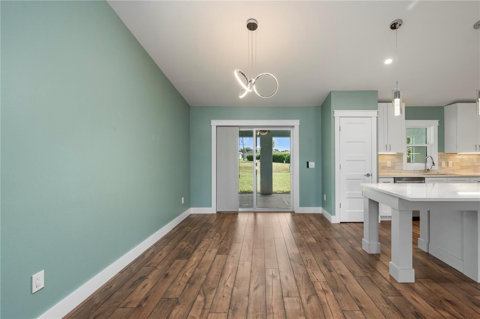 ROTONDA WEST PEBBLE BEACH - Residential