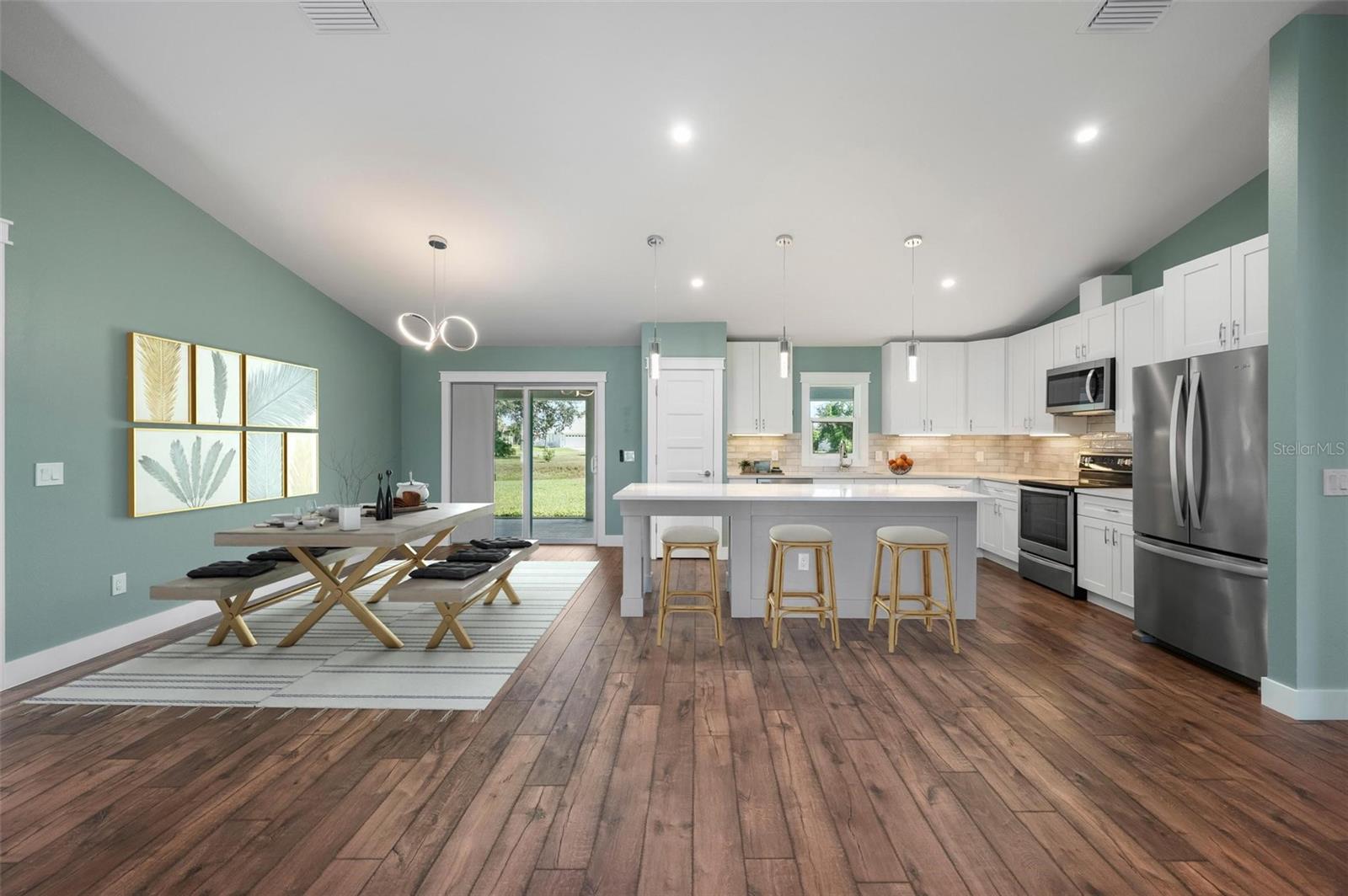 ROTONDA WEST PEBBLE BEACH - Residential