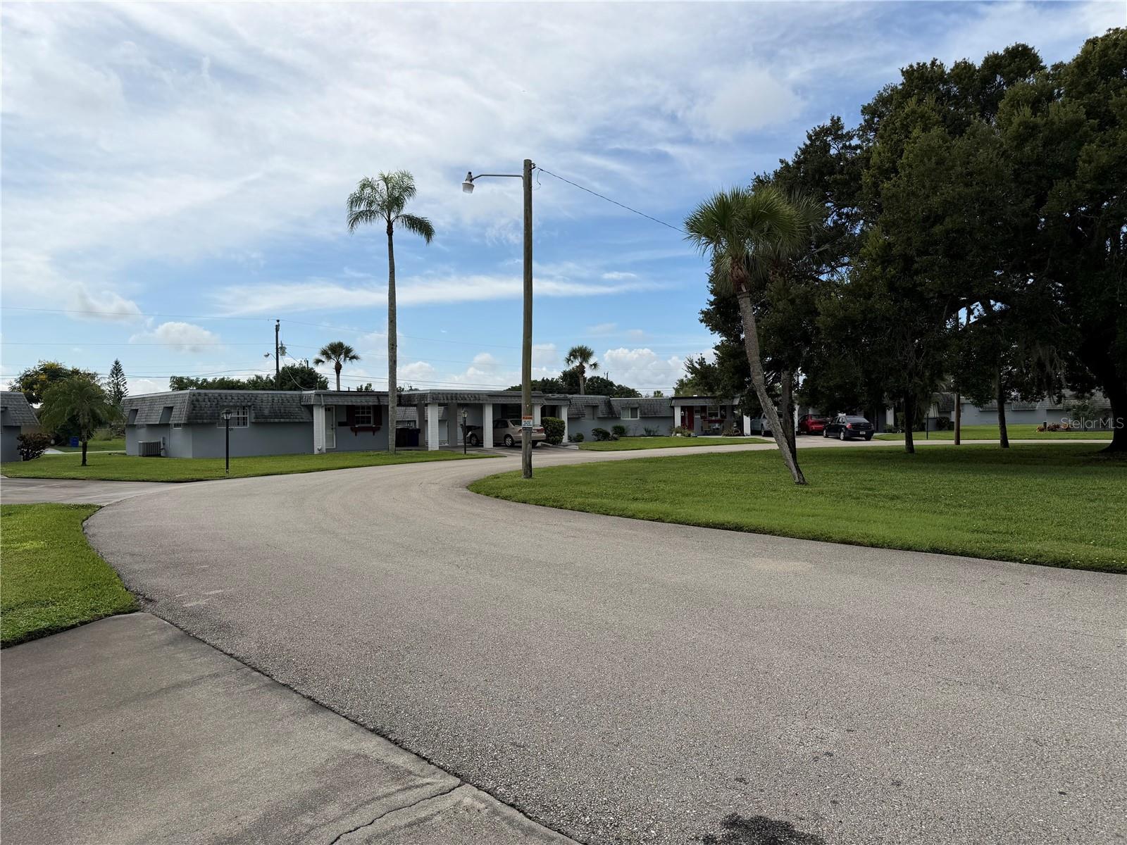 COUNTRY CLUB GARDENS - Residential