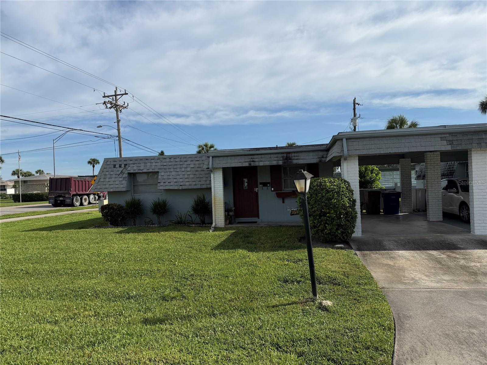 COUNTRY CLUB GARDENS - Residential