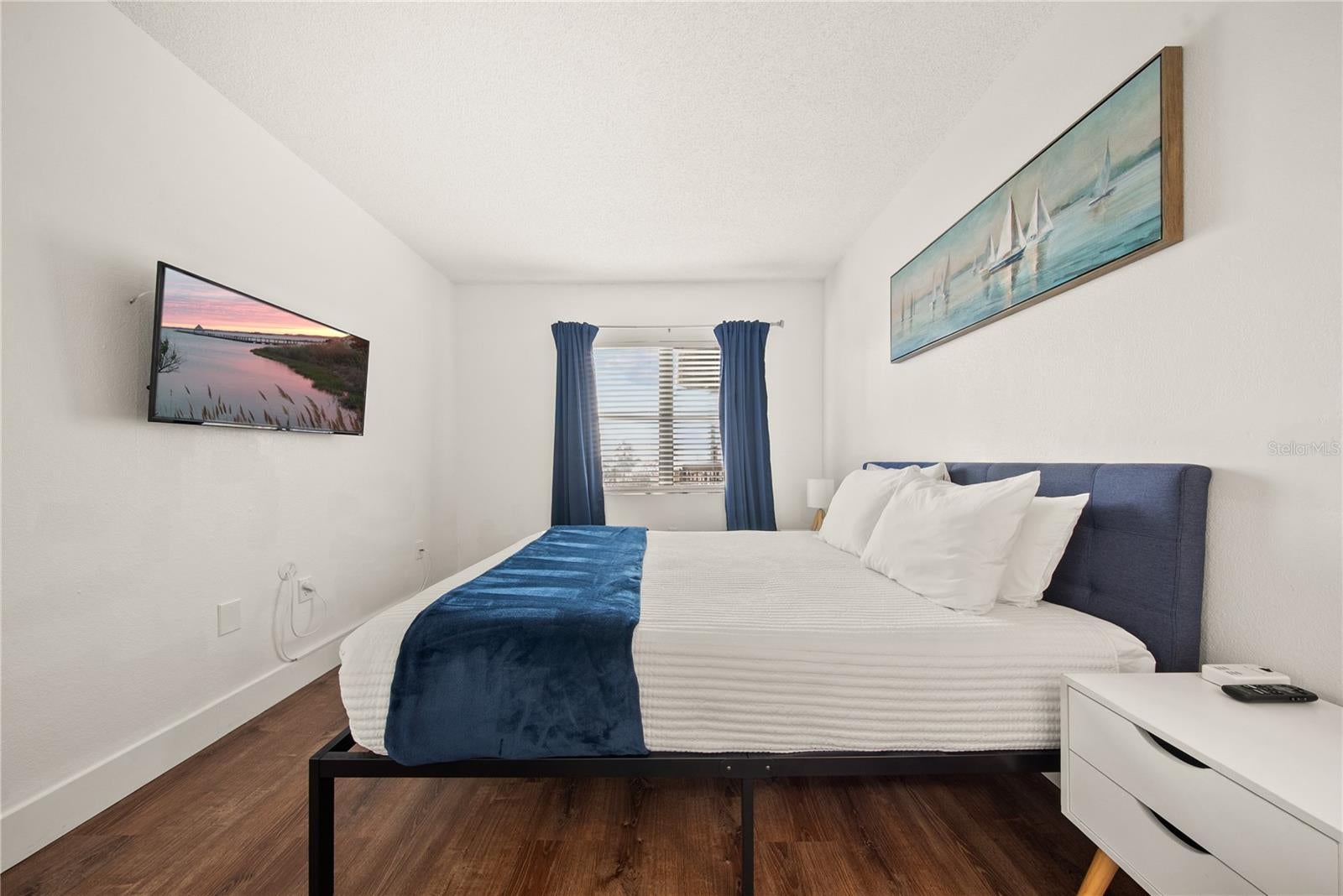ENCLAVE AT ORLANDO - Residential