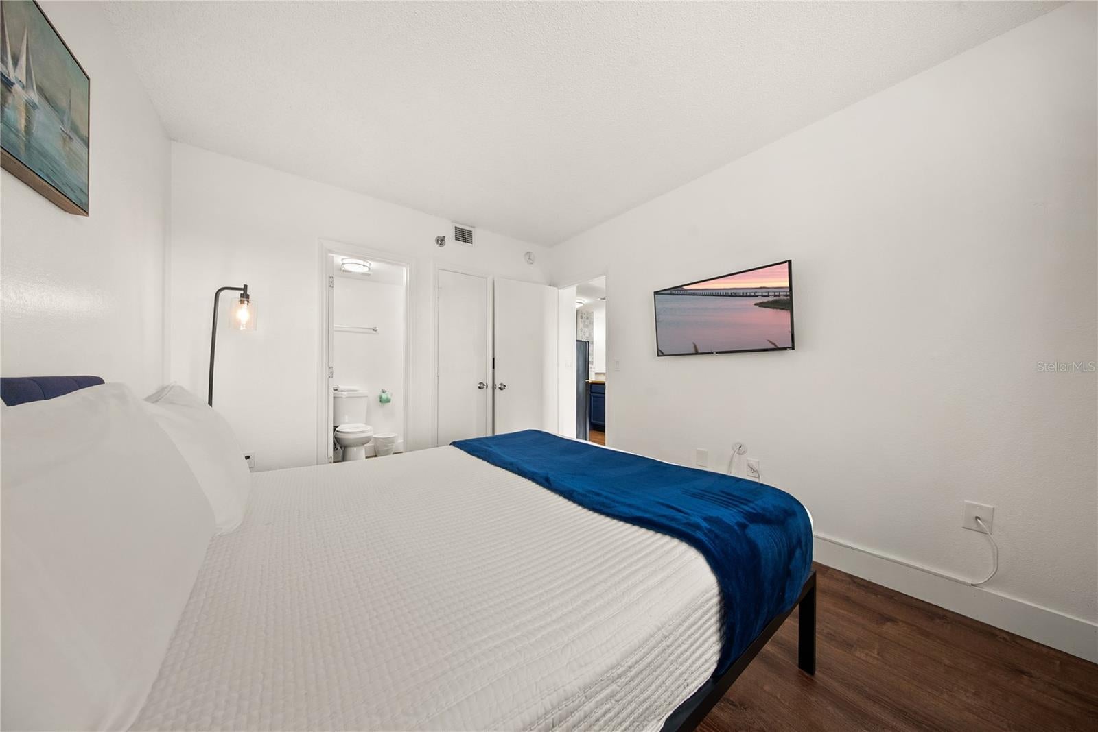 ENCLAVE AT ORLANDO - Residential