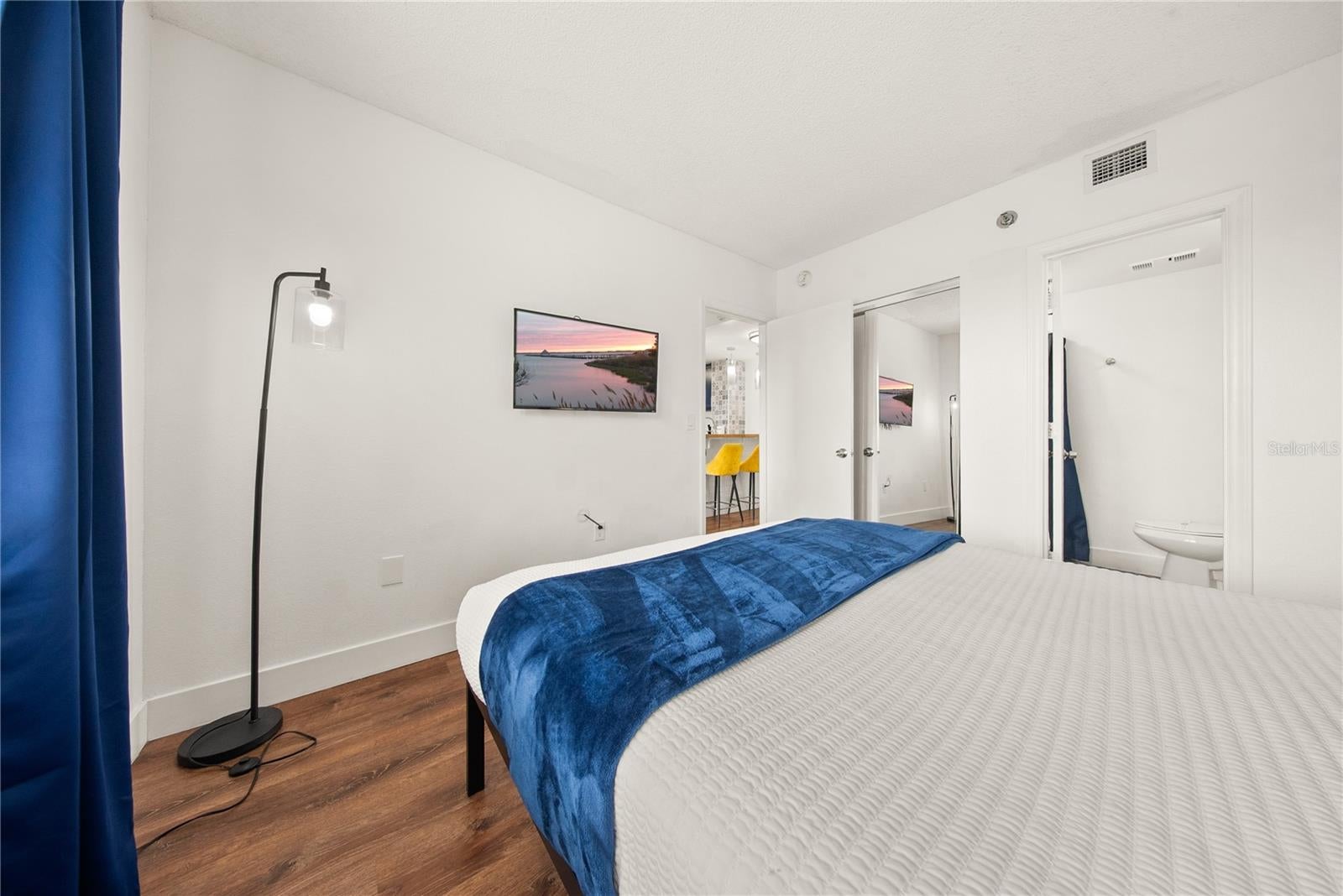 ENCLAVE AT ORLANDO - Residential