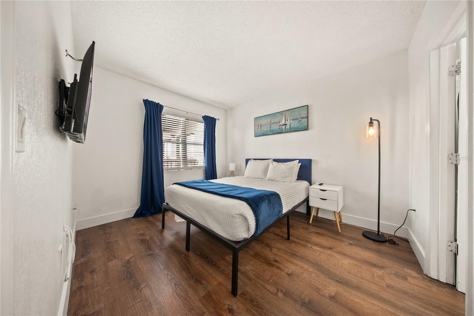 ENCLAVE AT ORLANDO - Residential
