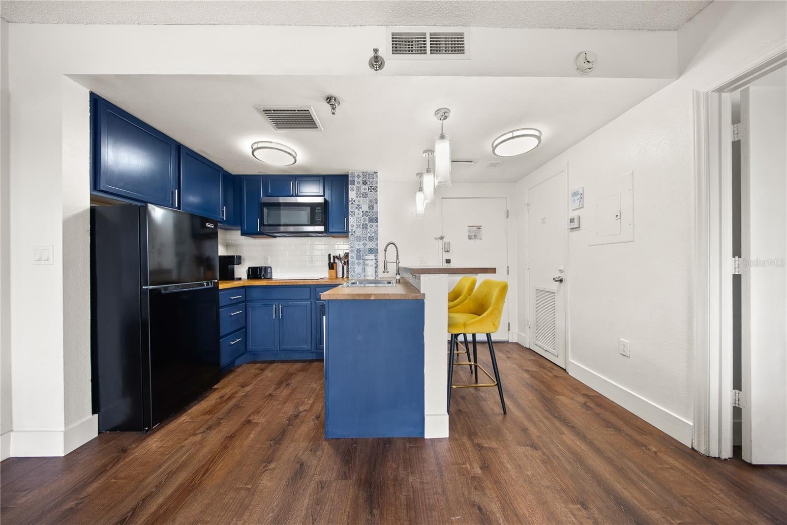 ENCLAVE AT ORLANDO - Residential