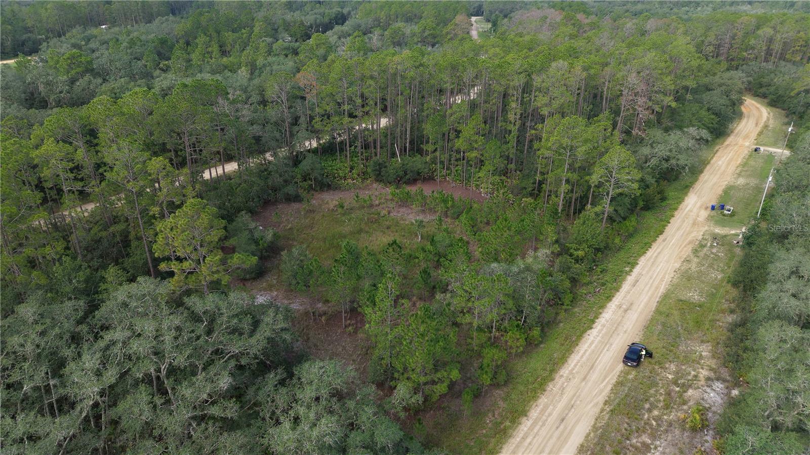 INTERLACHEN LAKES ESTATES - Land