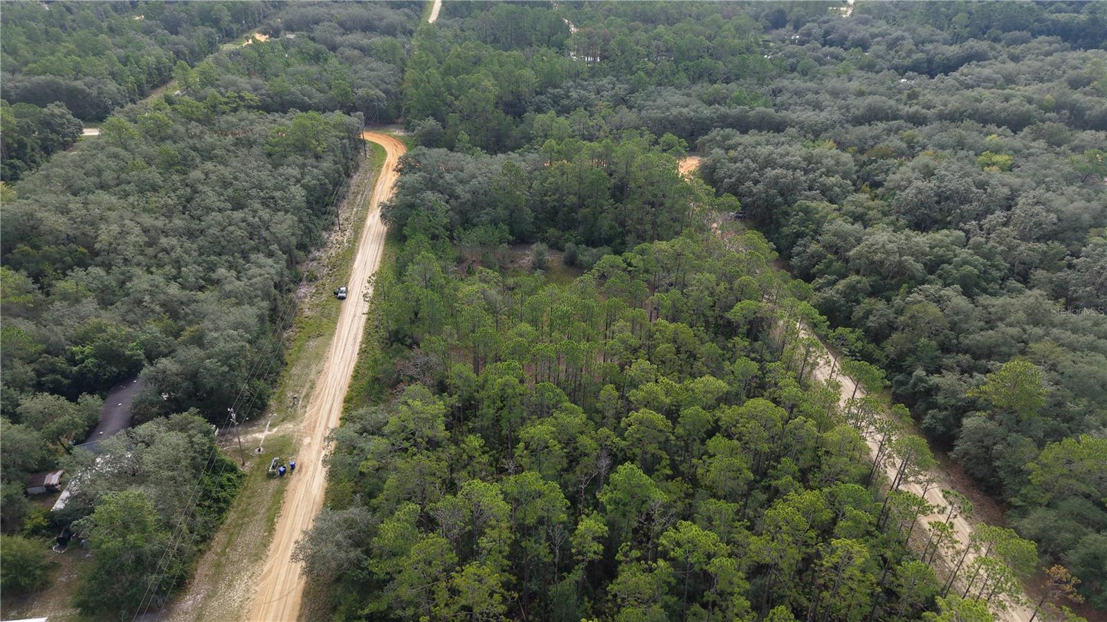INTERLACHEN LAKES ESTATES - Land