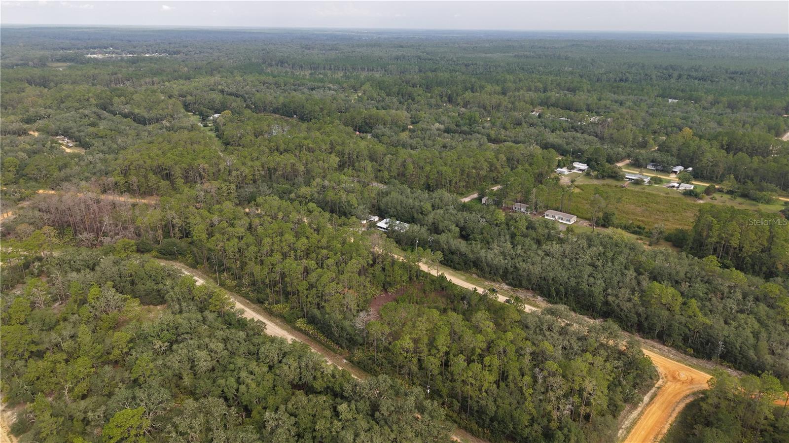 INTERLACHEN LAKES ESTATES - Land
