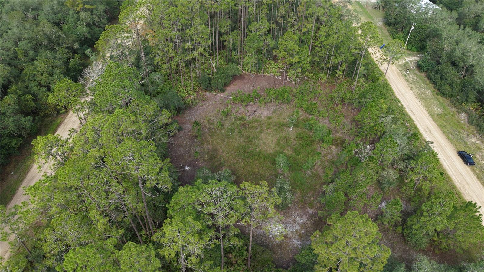 INTERLACHEN LAKES ESTATES - Land
