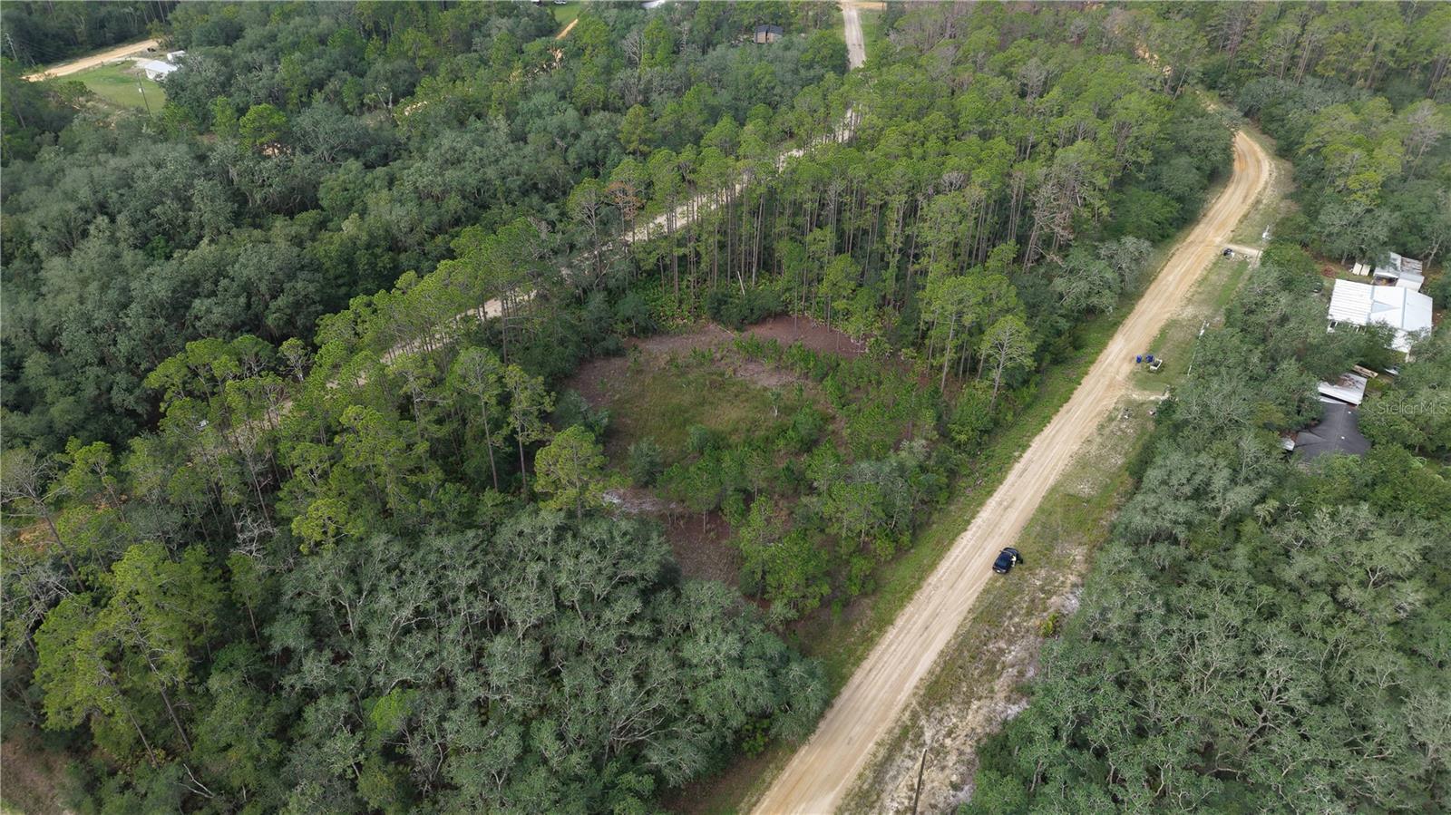 INTERLACHEN LAKES ESTATES - Land