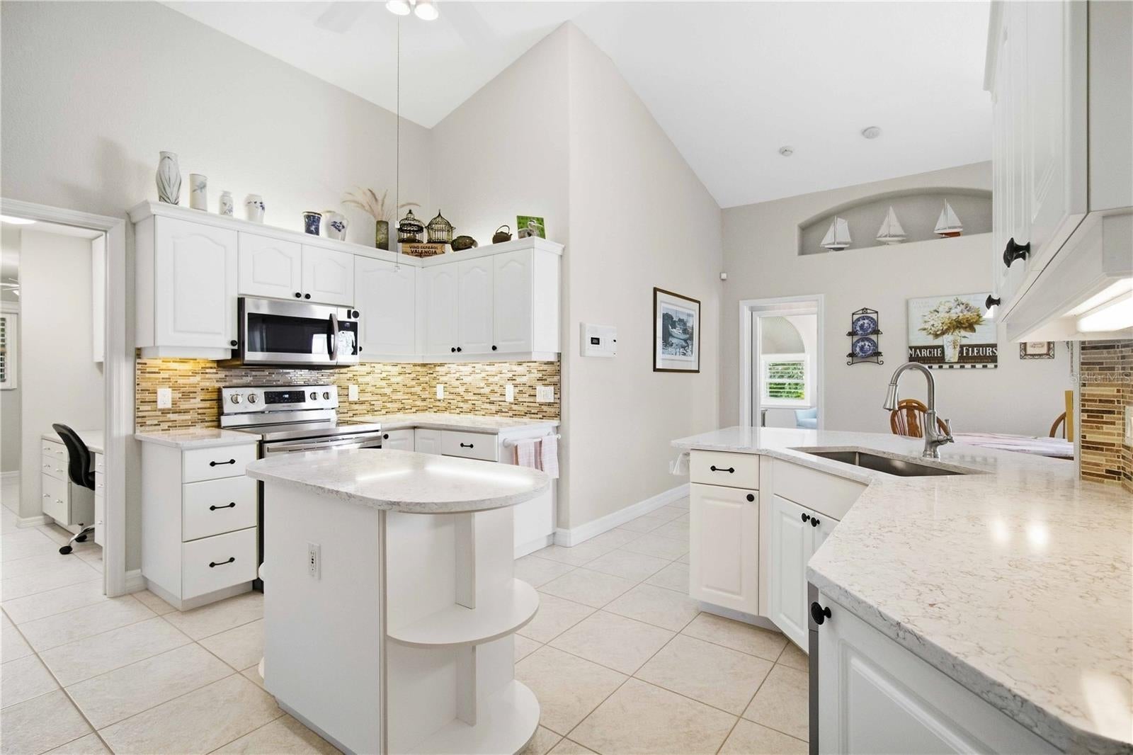 ROTONDA WEST WHITE MARSH - Residential
