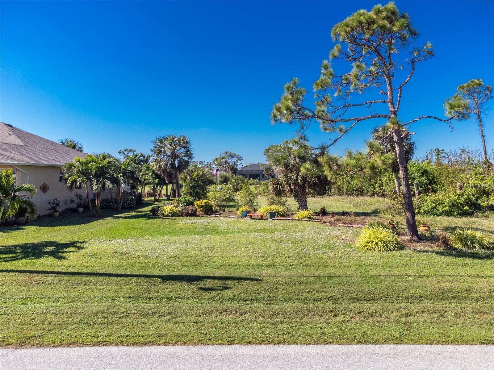 ROTONDA WEST PINE VALLEY - Land