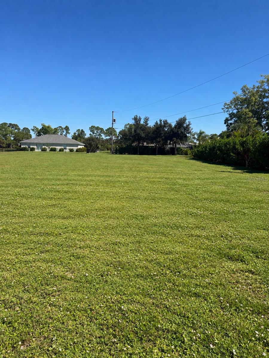 PUNTA GORDA ISLES SEC 16 - Land