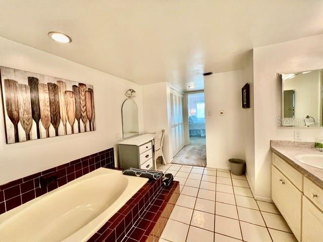 COMMODORE CLUB CONDO - Residential