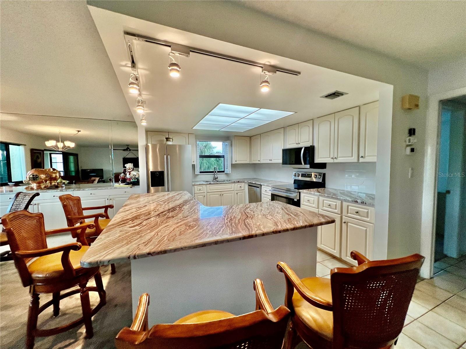 COMMODORE CLUB CONDO - Residential
