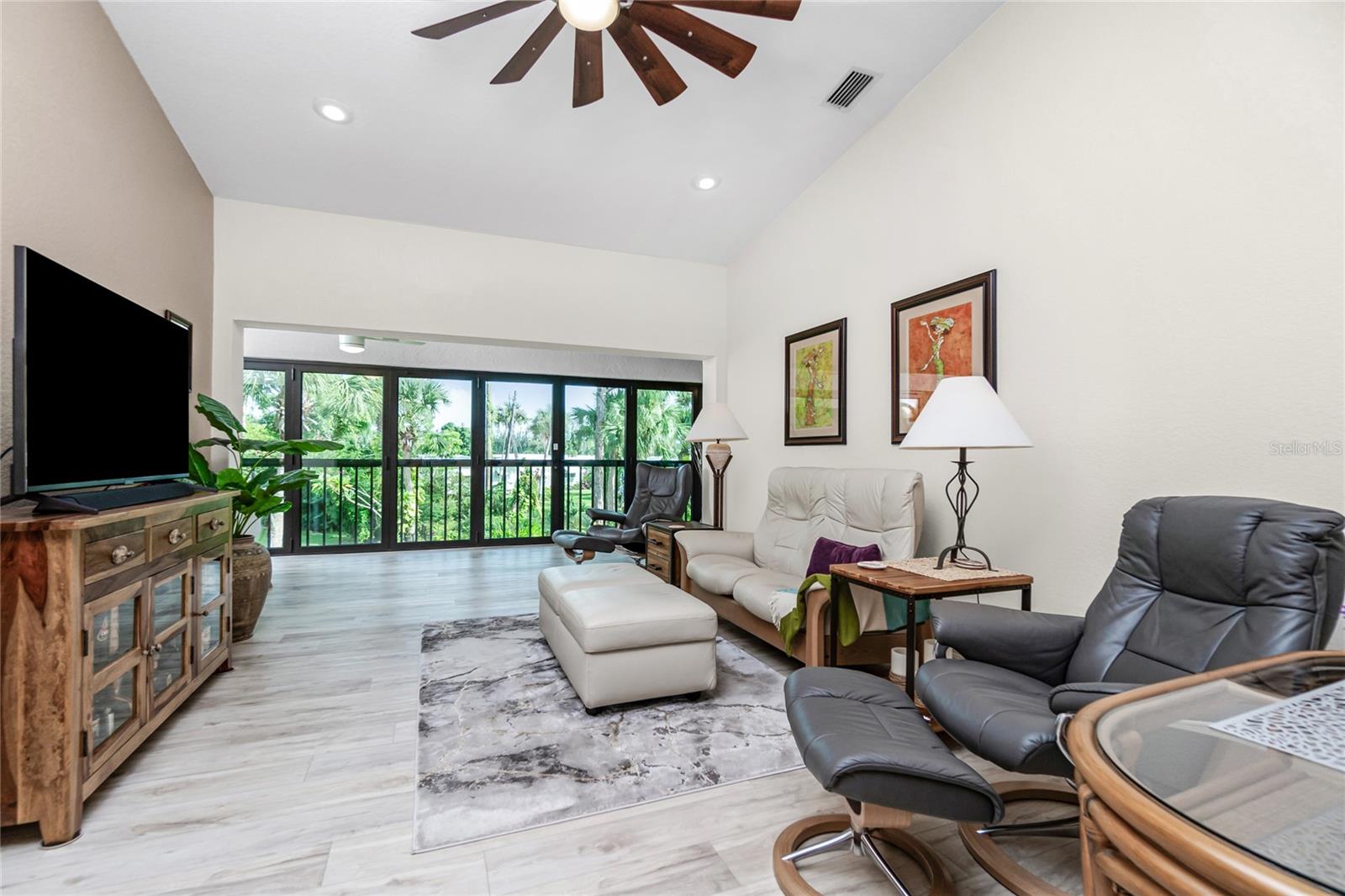 FOREST PARK - Residential
