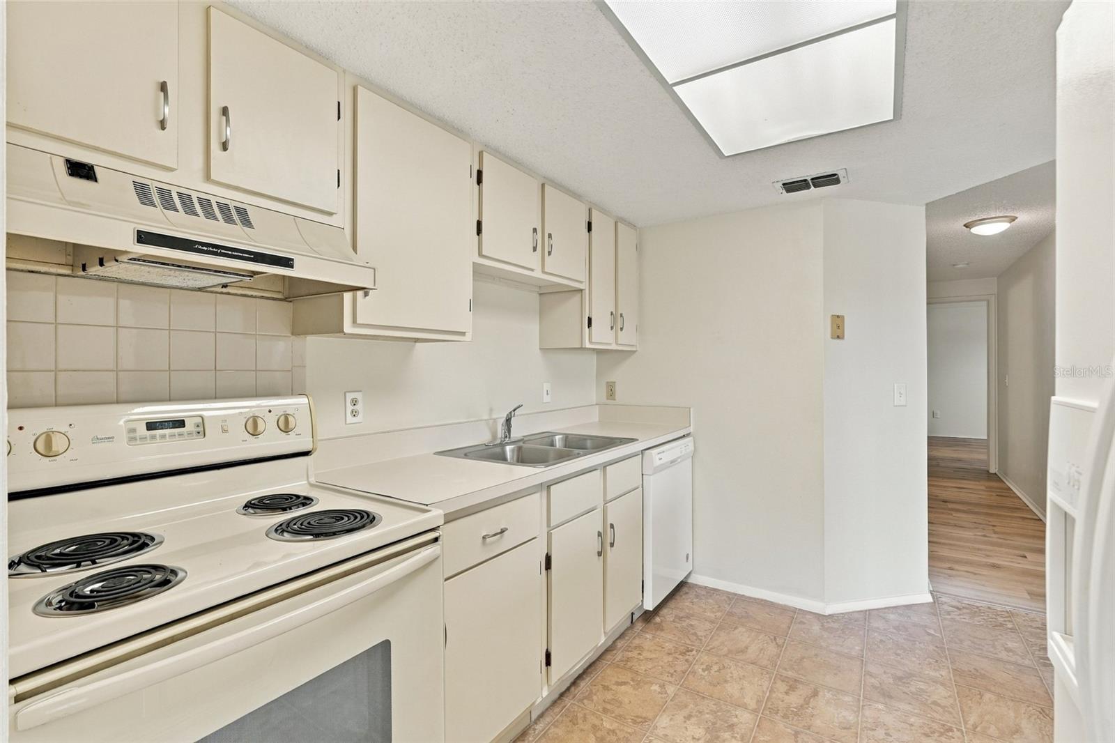 CEDARWOODS PH 08 - Residential