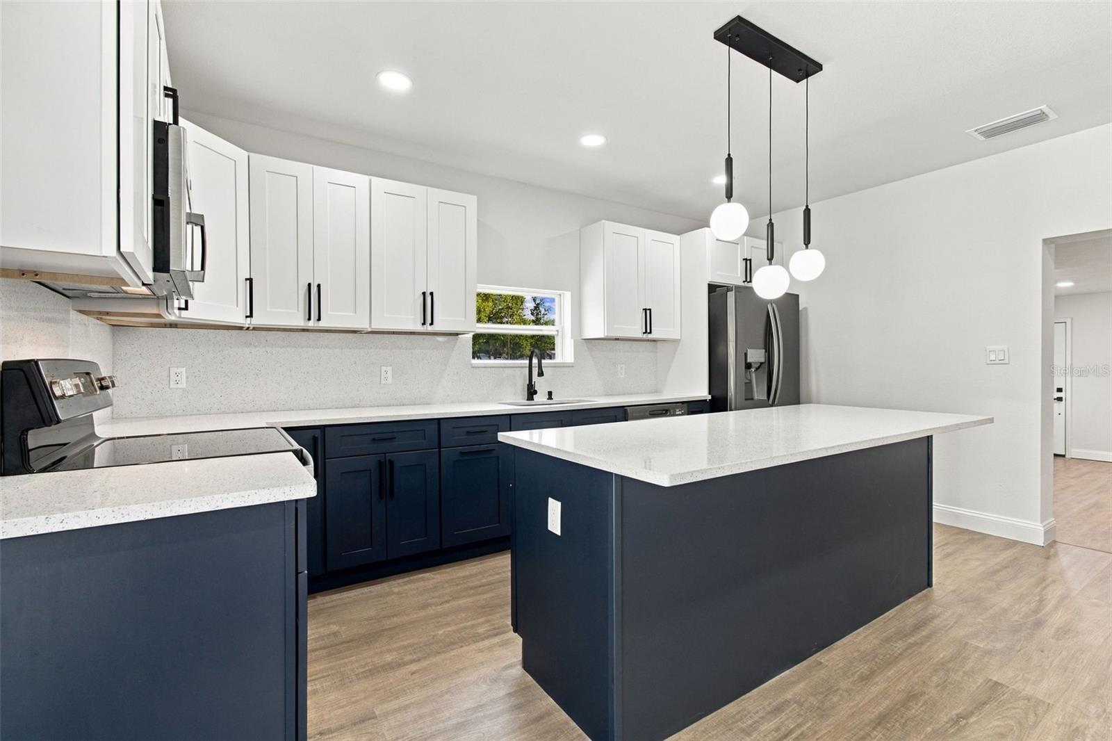 GREEN GRASS ACRES FIRST ADD - Residential