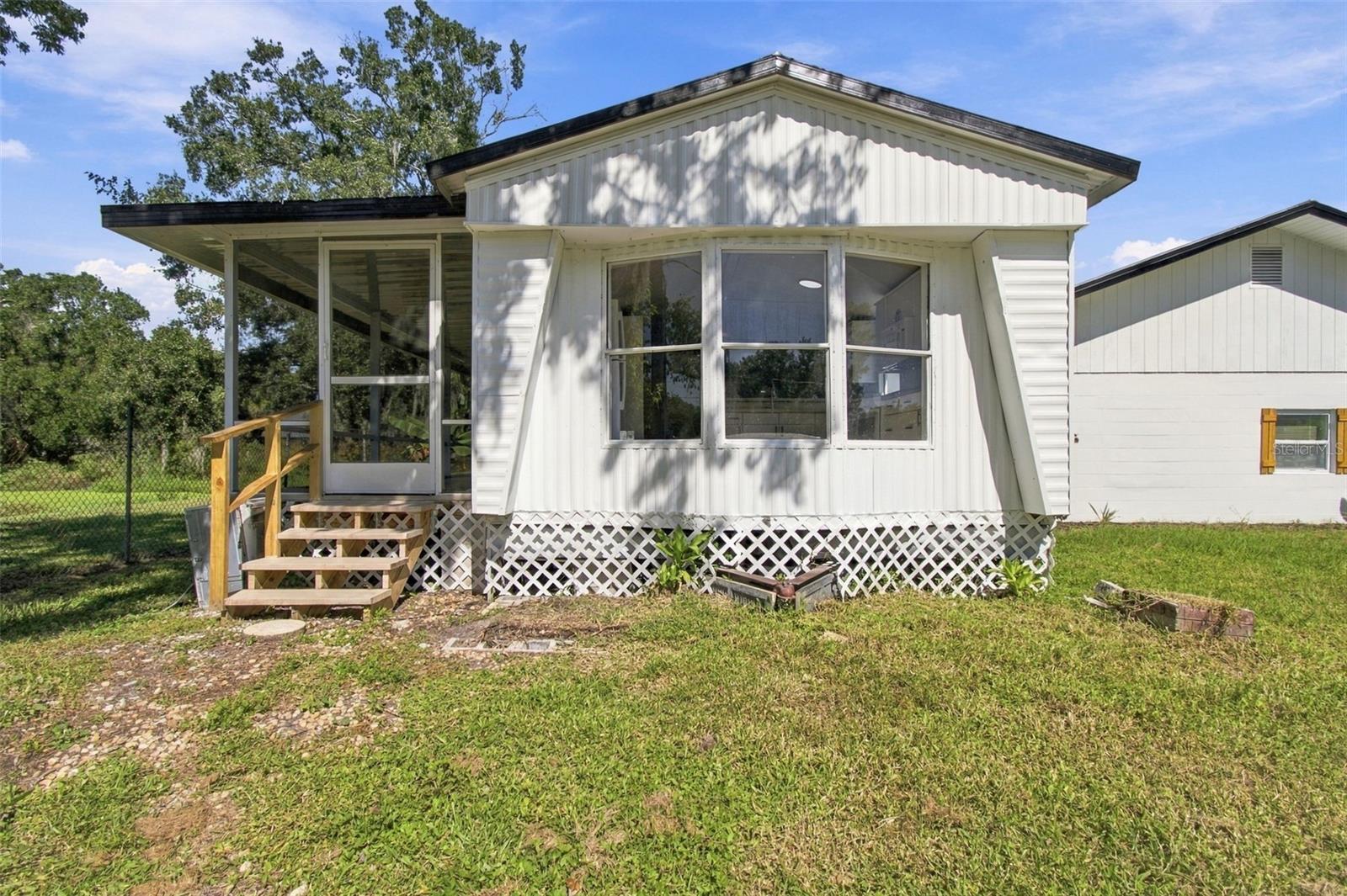 GREEN GRASS ACRES FIRST ADD - Residential