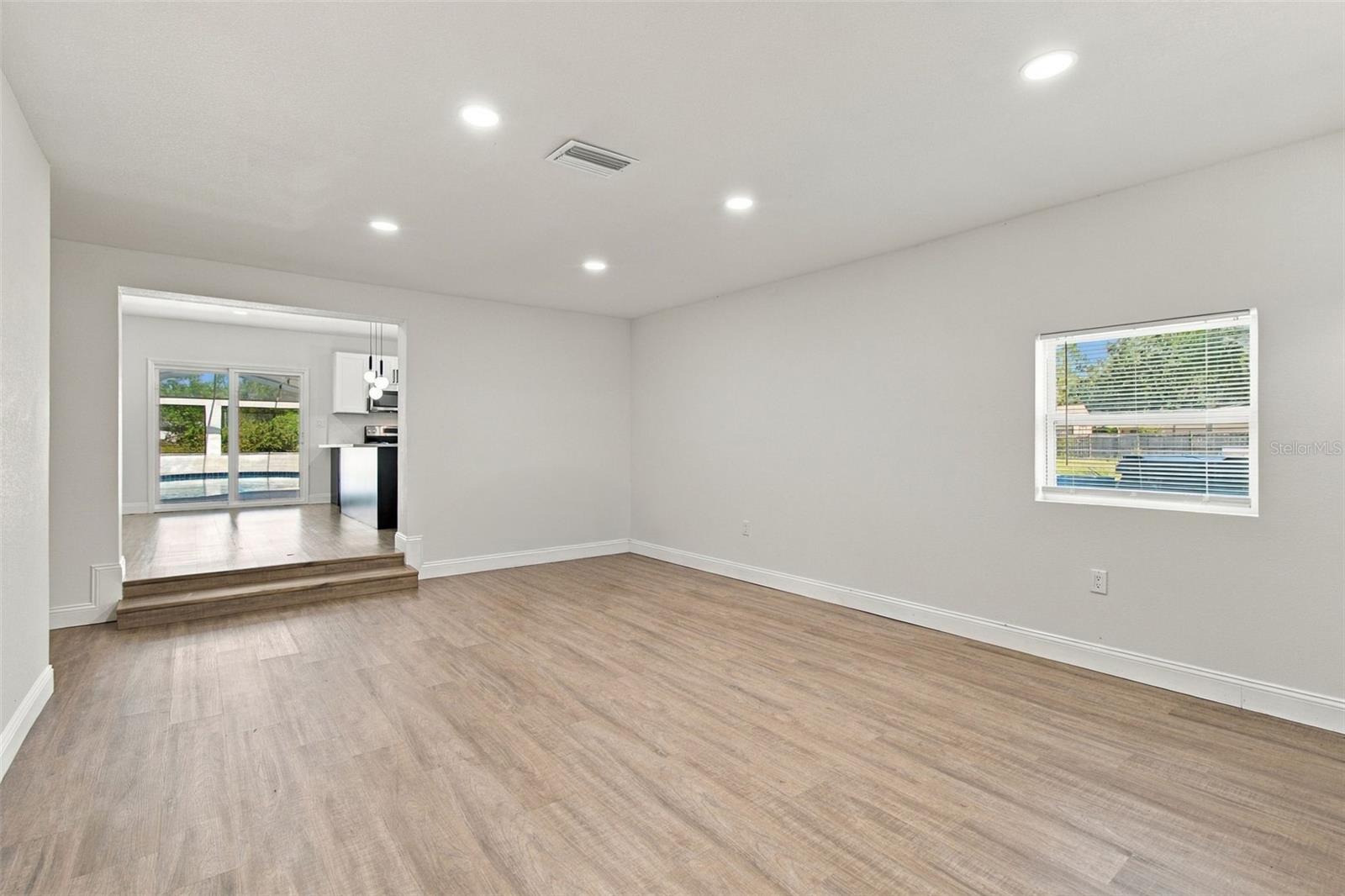 GREEN GRASS ACRES FIRST ADD - Residential