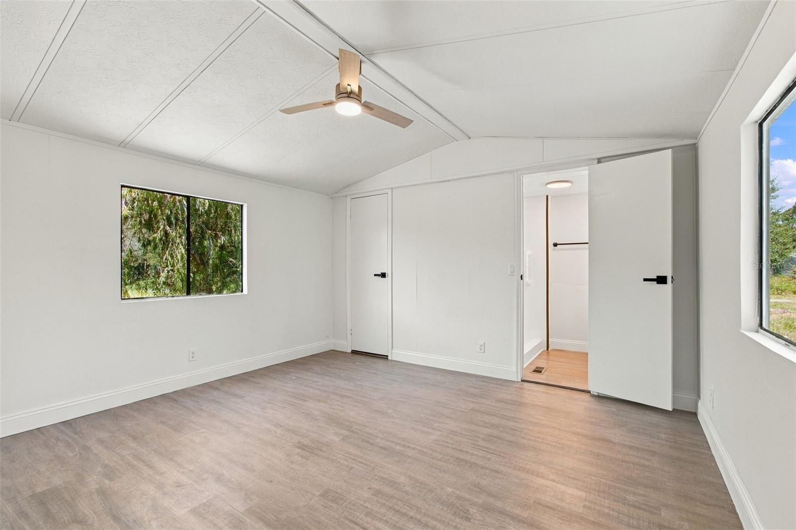 GREEN GRASS ACRES FIRST ADD - Residential