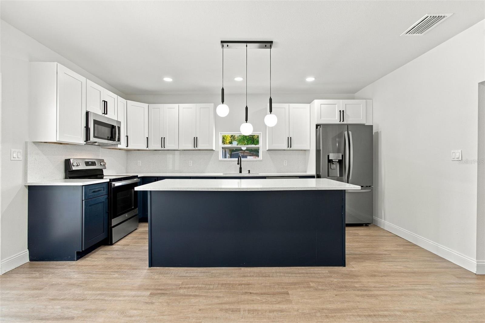 GREEN GRASS ACRES FIRST ADD - Residential