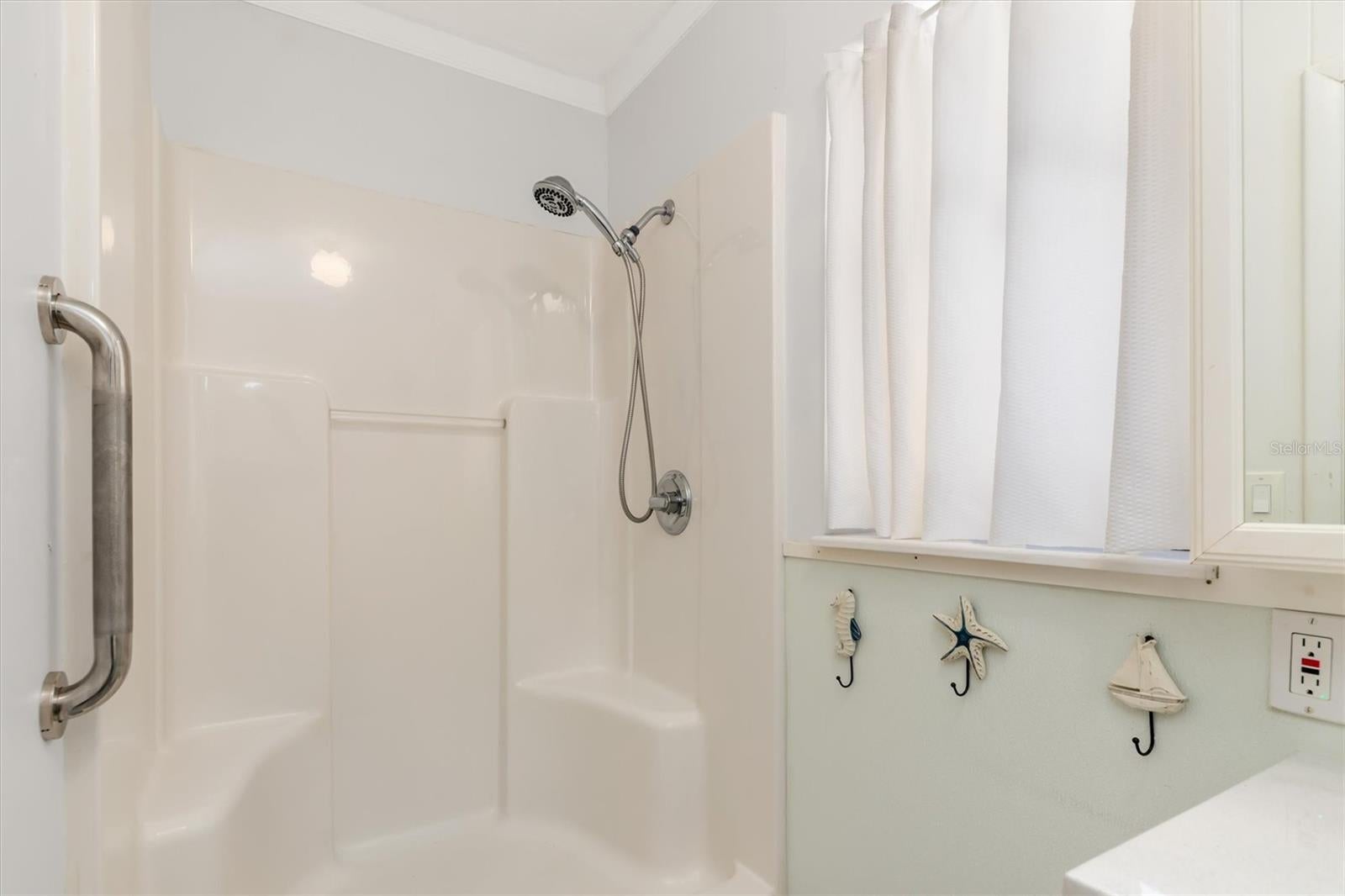 OVERBROOK GARDENS - Residential