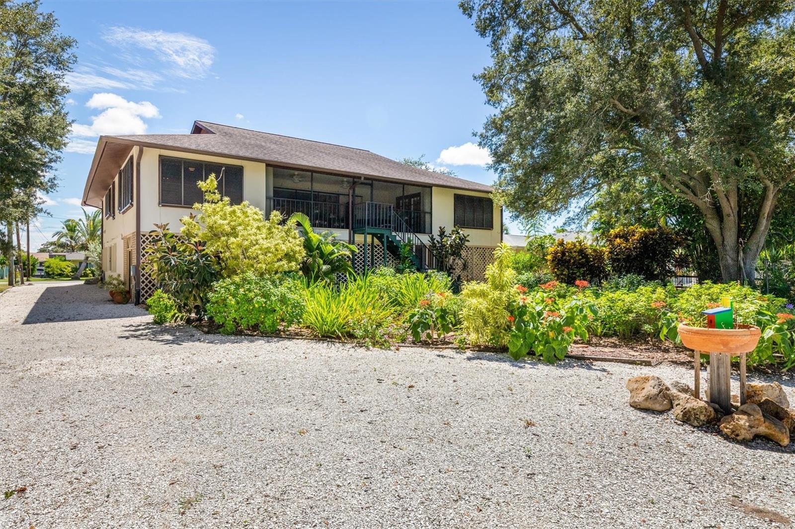 OVERBROOK GARDENS - Residential