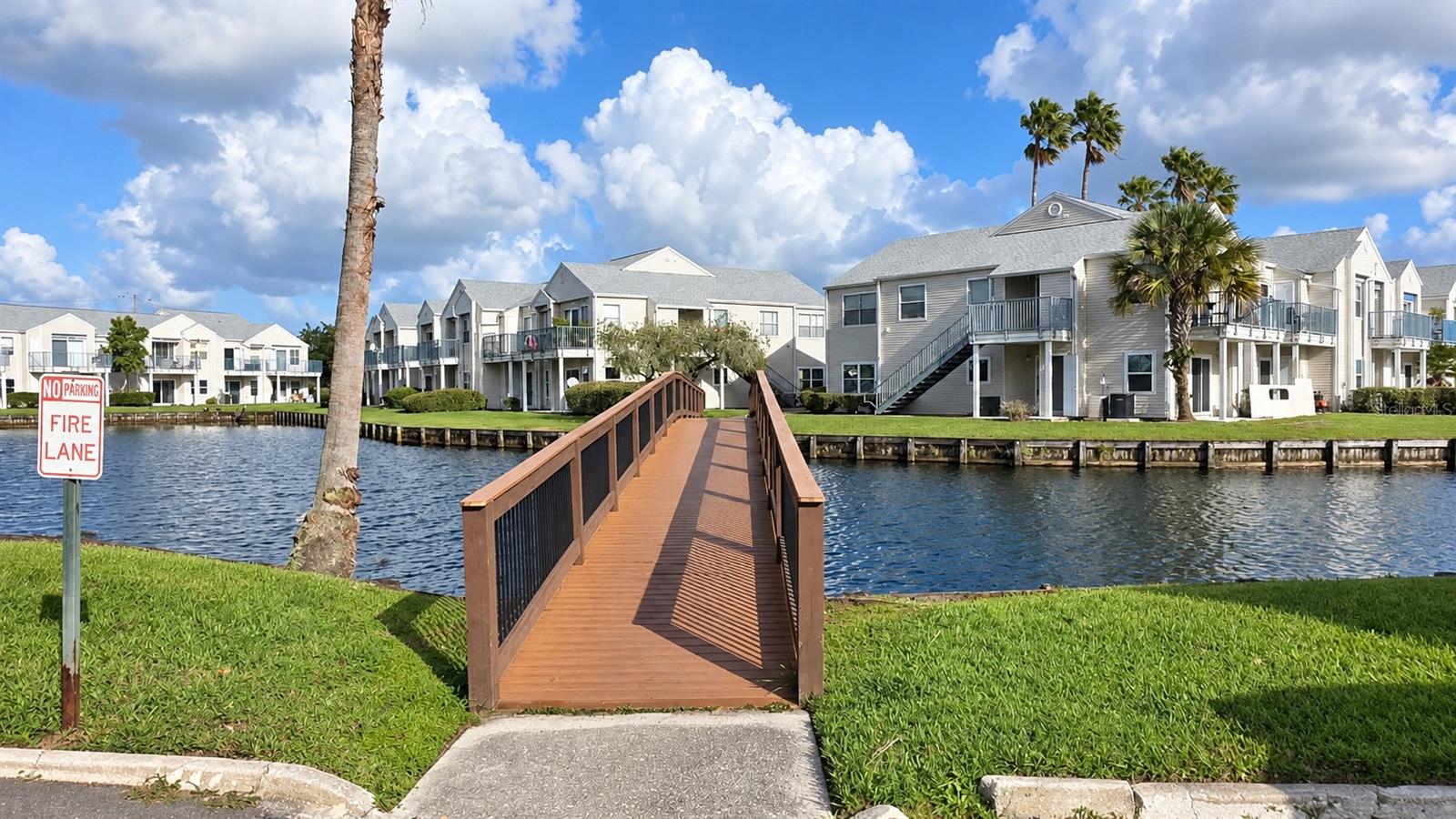 DOCKSIDE CONDO - Residential
