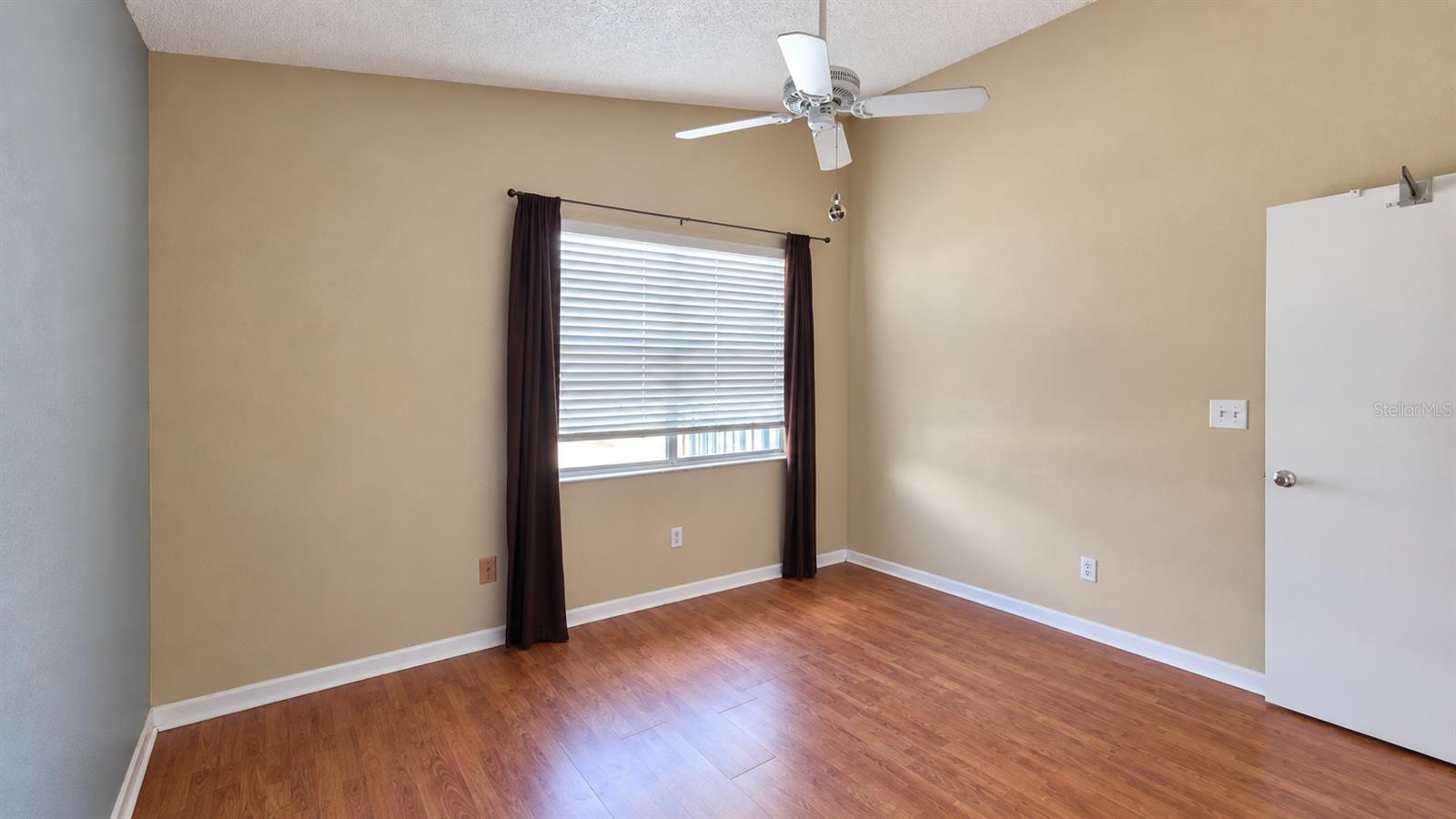 DOCKSIDE CONDO - Residential
