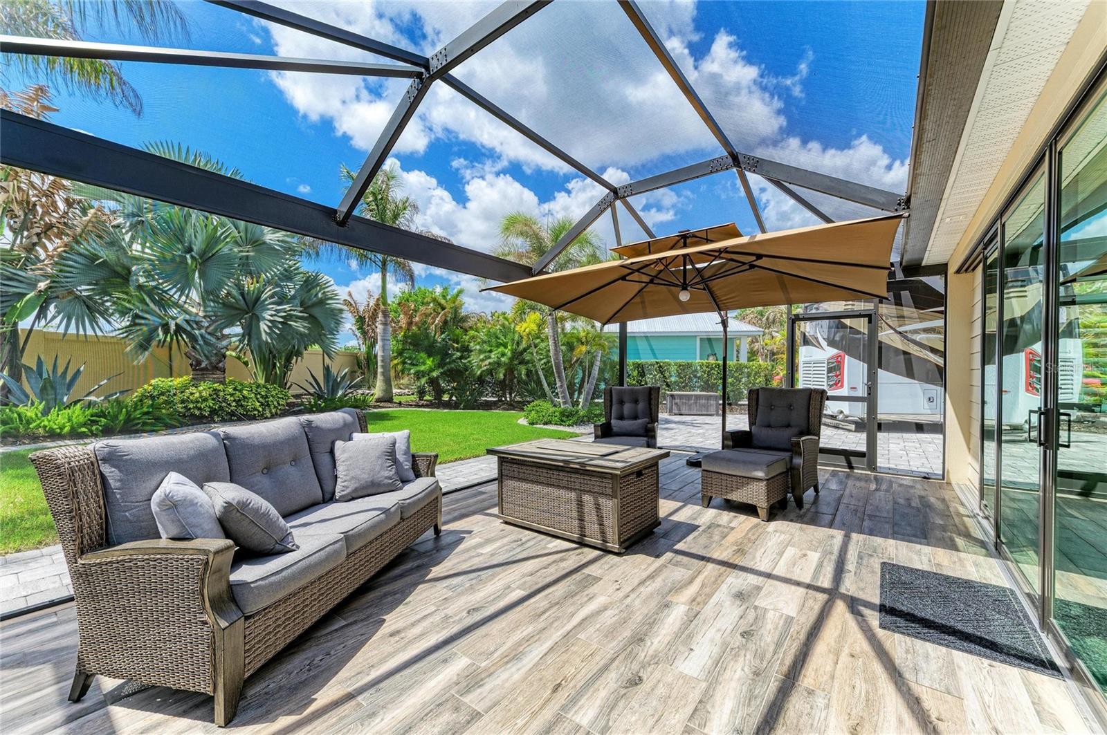 THORNTON CRK MOTORCOACH RESIDENCE - Residential