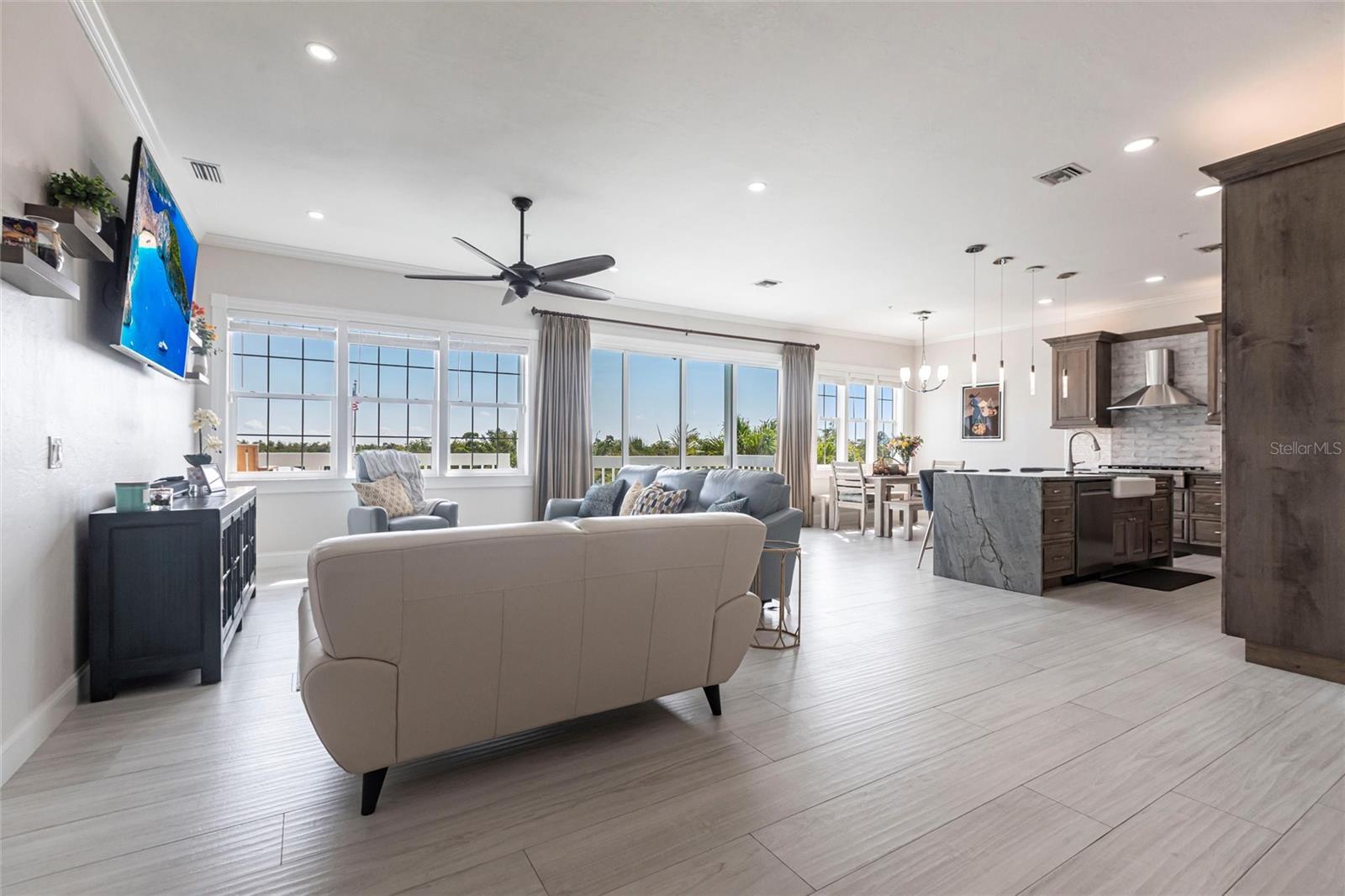 PIRATE HARBOR - Residential
