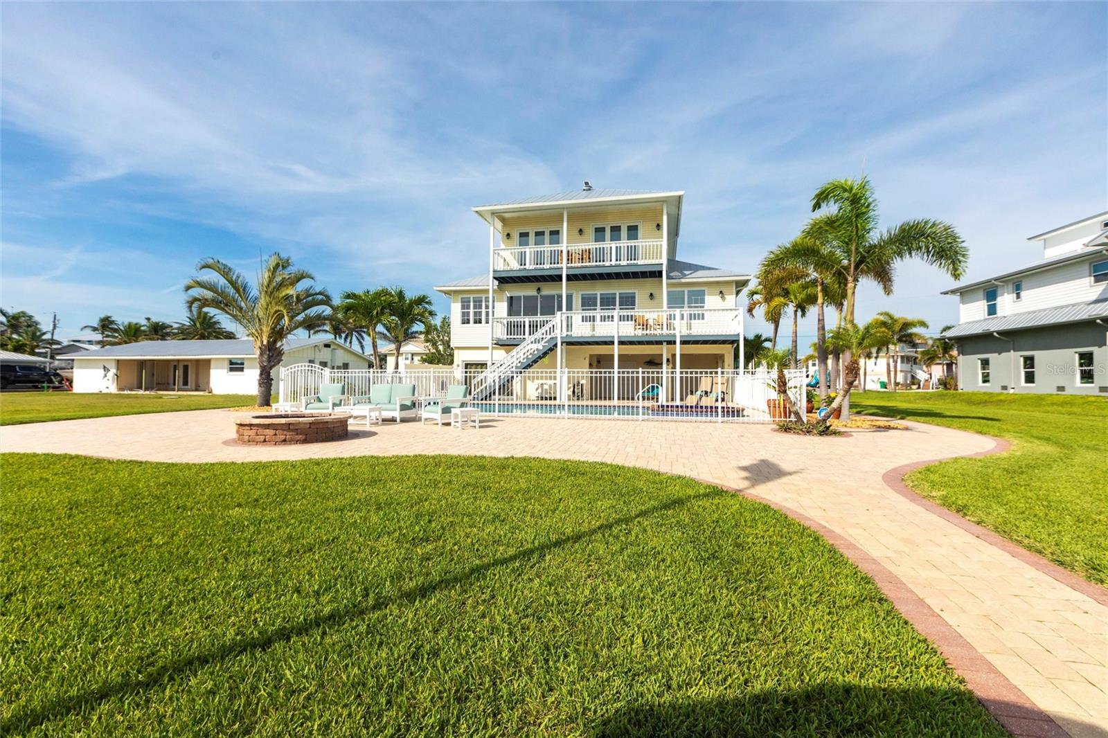PIRATE HARBOR - Residential