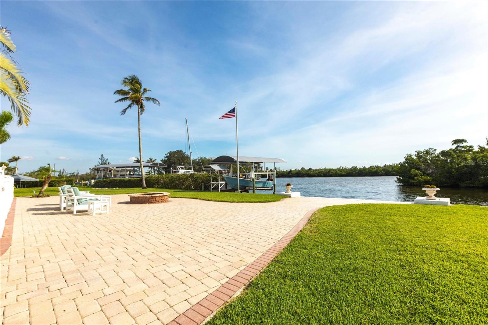PIRATE HARBOR - Residential