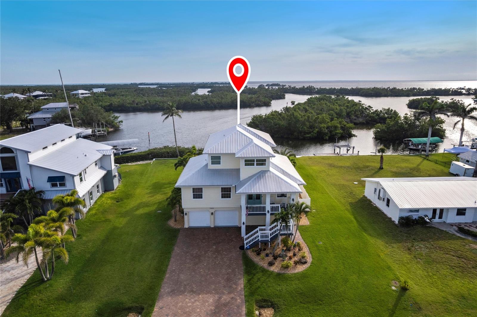 PIRATE HARBOR - Residential