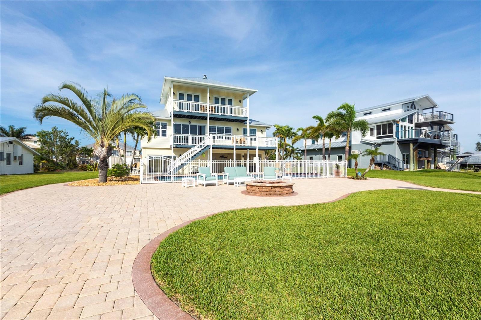 PIRATE HARBOR - Residential